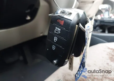 2020 Kia Sorento 2.4L Lx z USA, uszkodzony, nr VIN 5XYPG4A30LG677641